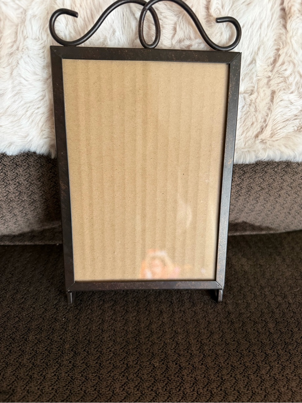 Kohl's Brown Decorative Metal Standing Photo Frame 5x7